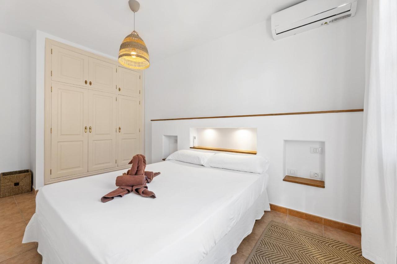 Villa 5 - Vipvipvillas Тіас Екстер'єр фото